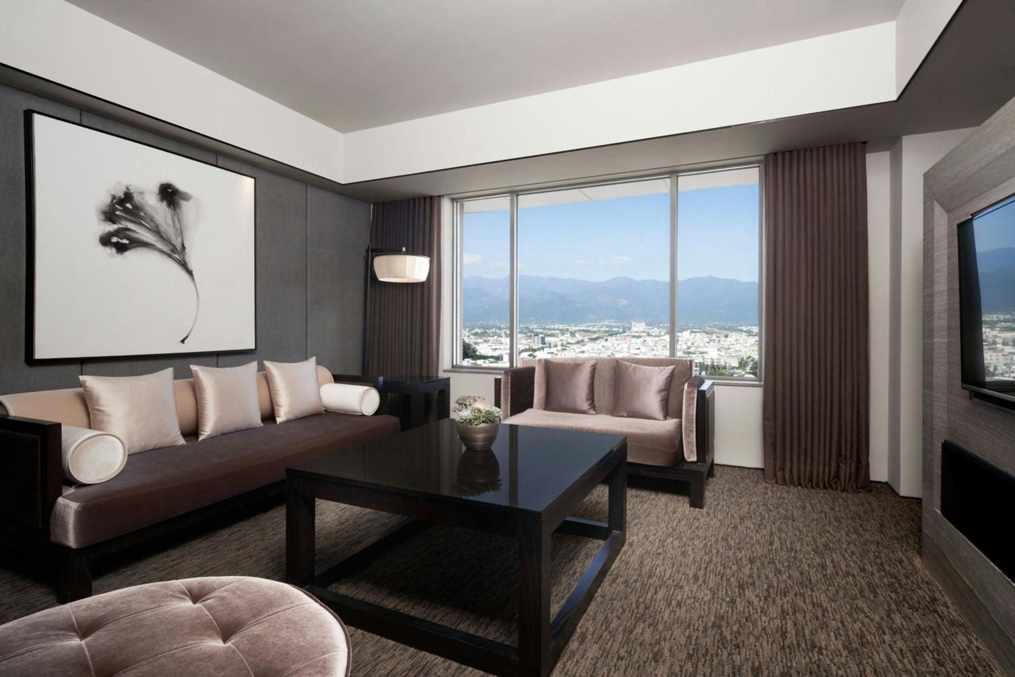 Sheraton Taitung Hotel מראה חיצוני תמונה A suite at the MGM Grand