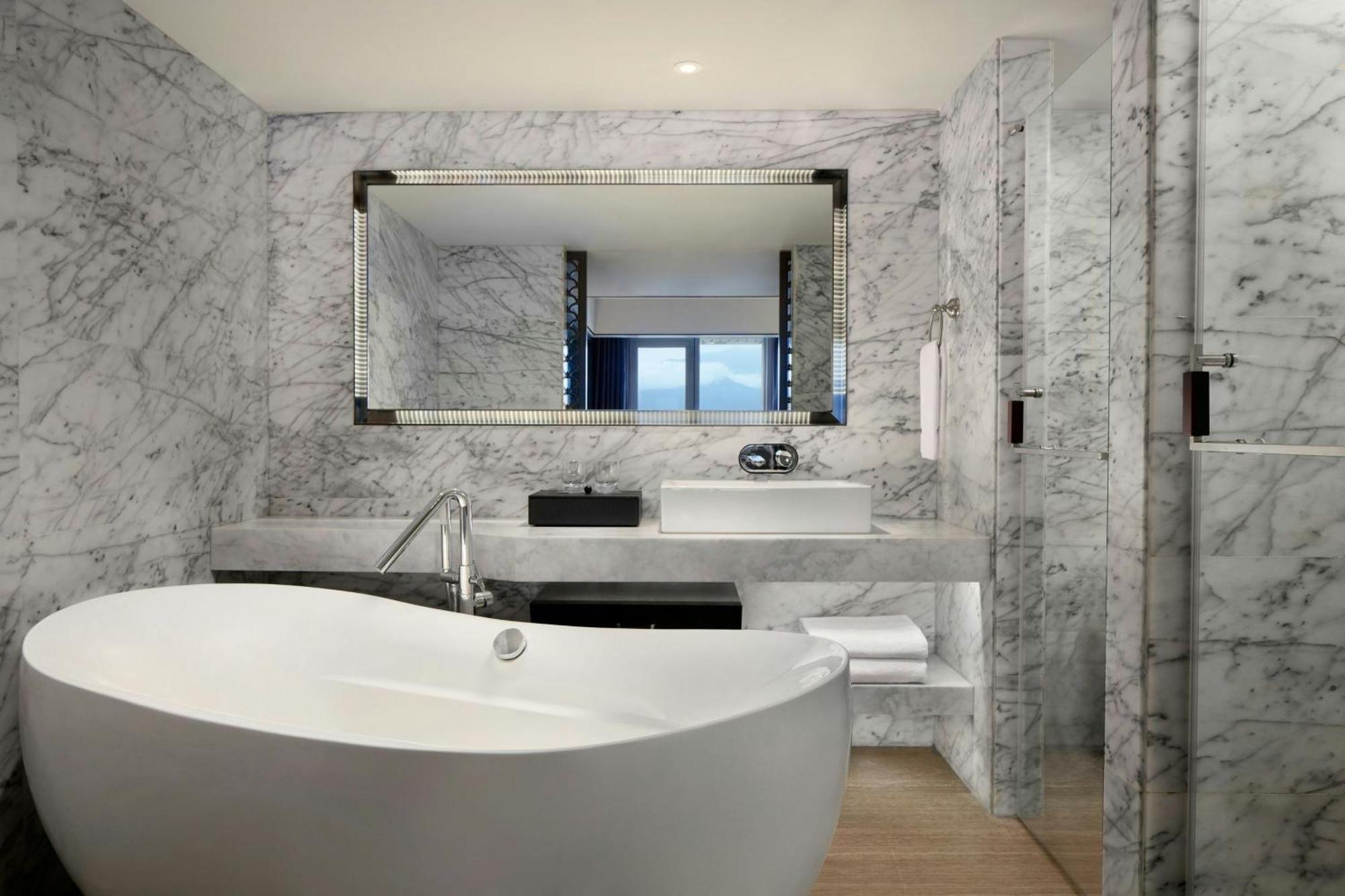 Sheraton Taitung Hotel מראה חיצוני תמונה Bathroom